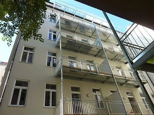 Govienna Modern Apartment